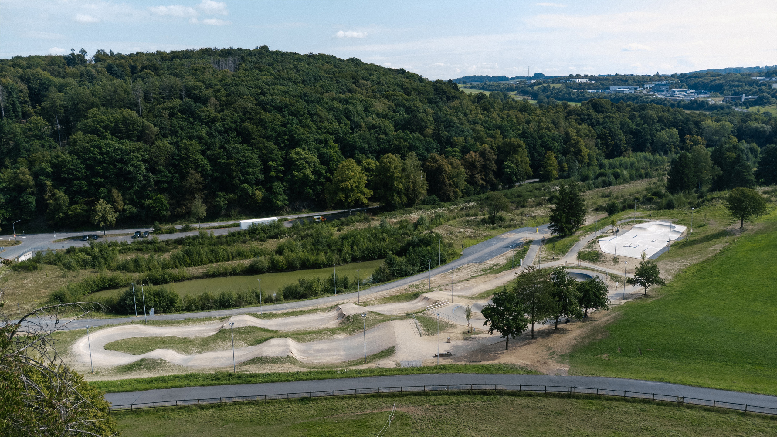 LNDSKT_Waldbroel_Header2